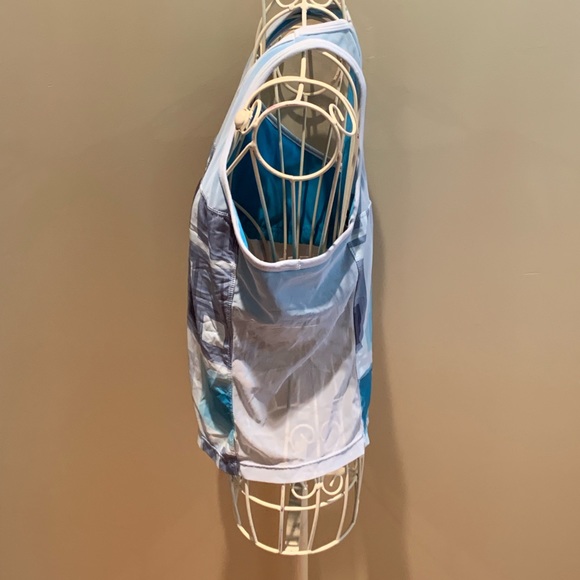 NIKE Dri-Fit Blue & White Active Tank - Size Large - Picture 2 of 6